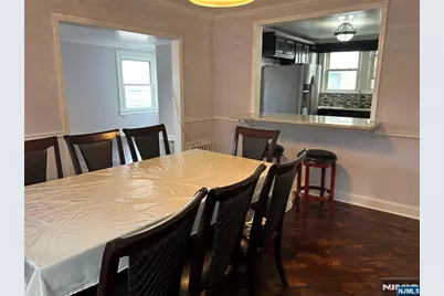 85 Manchester Place 2 #2, Newark, NJ 07104 - Photo 2