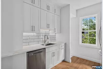 15 Morrissee Avenue, Wallington, NJ 07057 - Photo 8
