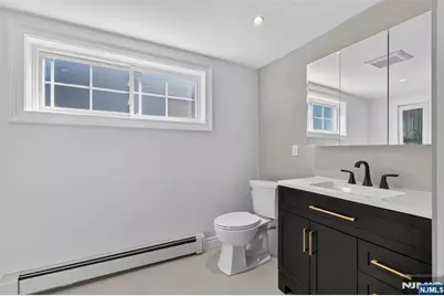 15 Morrissee Avenue, Wallington, NJ 07057 - Photo 24