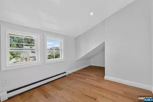 15 Morrissee Ave, Wallington, NJ 07057 - Photo 28