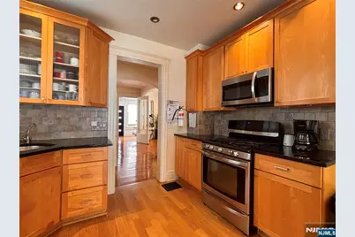 325 Sylvan Avenue, Leonia, NJ 07605 - Photo 20