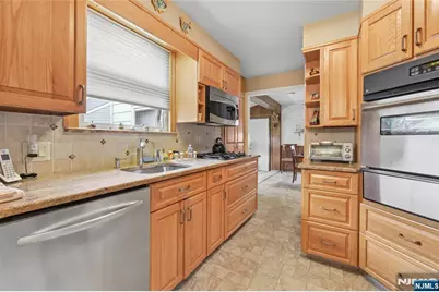 11-04 Harrison Drive, Fair Lawn, NJ 07410 - Photo 26