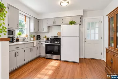 275-279 Dakota Street, Paterson, NJ 07503 - Photo 8