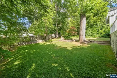26 W Lawn Road, Livingston, NJ 07039 - Photo 26
