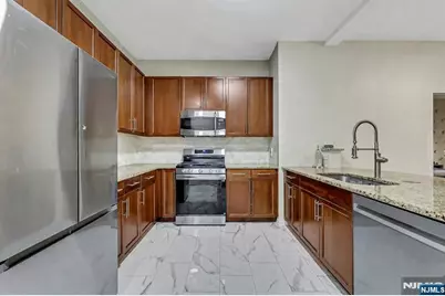 1109 Riverview Avenue 109 #109, Englewood, NJ 07631 - Photo 4