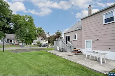 353 Albany Street, Saddle Brook Township, NJ 07663 - Photo 20