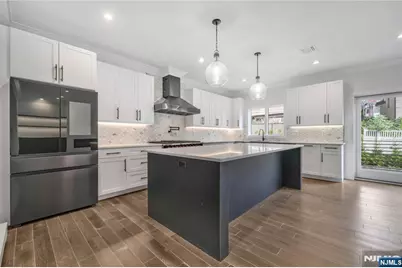 428 6th Street A #A, Palisades Park, NJ 07650 - Photo 14