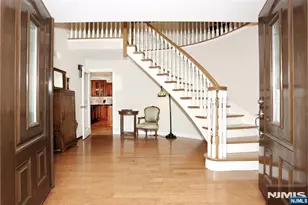 838 Iron Latch Rd, Franklin Lakes, NJ 07417 - Photo 2