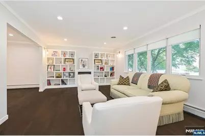 39 Hickory Street, Englewood Cliffs, NJ 07632 - Photo 6