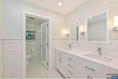39 Hickory Street, Englewood Cliffs, NJ 07632 - Photo 14
