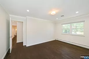 39 Hickory St, Englewood Cliffs, NJ 07632 - Photo 18
