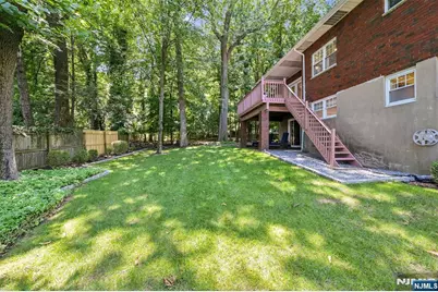 39 Hickory Street, Englewood Cliffs, NJ 07632 - Photo 28