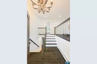 39 Hickory Street, Englewood Cliffs, NJ 07632 - Photo 4