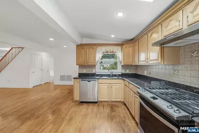 280 Birchwood Road, New Milford, NJ 07646 - Photo 14