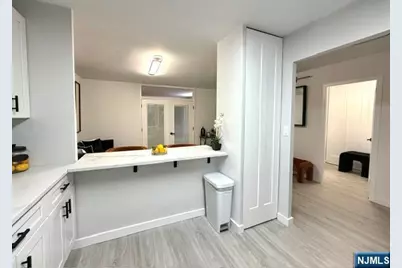 1203 River 20A #20A, Edgewater, NJ 07020 - Photo 10