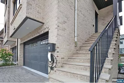 807 Inwood Terrace B #B, Fort Lee, NJ 07024 - Photo 2
