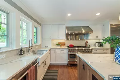 486 Ridgewood Avenue, Glen Ridge, NJ 07028 - Photo 10