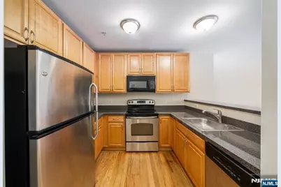 448 Palisade Avenue, Cliffside Park, NJ 07010 - Photo 10