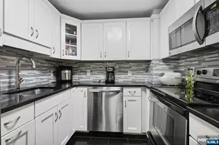 310 Lookout Ave 105, Hackensack, NJ 07601 - Photo 8