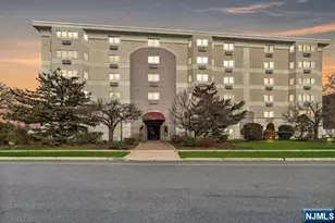 310 Lookout Ave 105, Hackensack, NJ 07601 - Photo 28