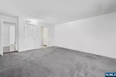 310 Lookout Avenue 105 #105, Hackensack, NJ 07601 - Photo 18