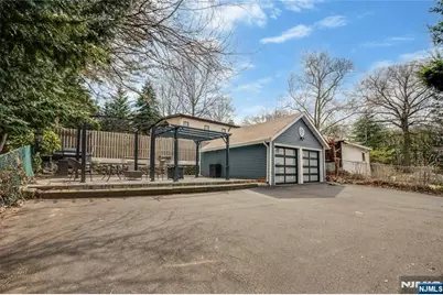 561 Grand Avenue, Leonia, NJ 07605 - Photo 16