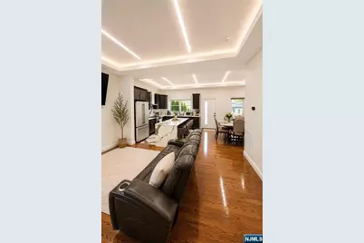 271 Bergen Boulevard, Woodland Park, NJ 07424 - Photo 6