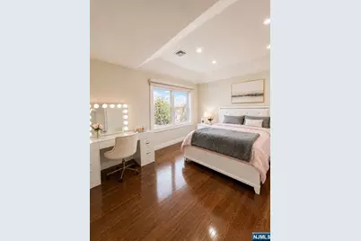 271 Bergen Boulevard, Woodland Park, NJ 07424 - Photo 16