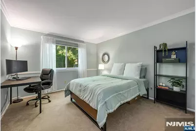 141 Indian Hollow Court, Mahwah, NJ 07430 - Photo 18