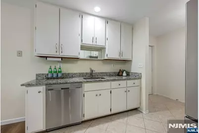 141 Indian Hollow Court, Mahwah, NJ 07430 - Photo 10