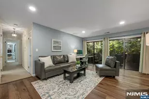 141 Indian Hollow Court, Mahwah, NJ 07430 - Photo 6
