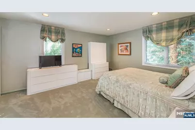 15 McDonough Place, Caldwell, NJ 07006 - Photo 28