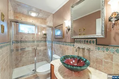 15 McDonough Place, Caldwell, NJ 07006 - Photo 20