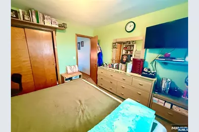 23 Strong Street, Wallington, NJ 07057 - Photo 18