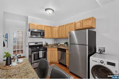 200 Wayne Street 102 #102, Jersey City, NJ 07302 - Photo 8