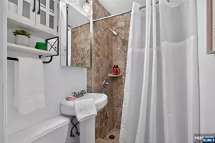 200 Wayne Street 102, Jersey City, NJ 07302 - Photo 14