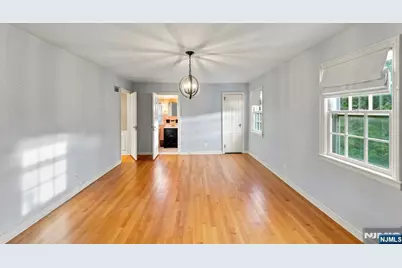 49 Highland Road, Glen Rock, NJ 07452 - Photo 12