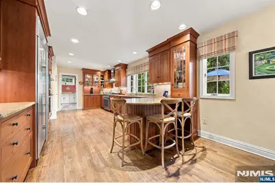 15 Duck Pond Road, Demarest, NJ 07627 - Photo 10