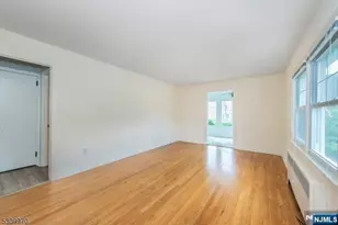74 Pine St, Verona, NJ 07044 - Photo 12