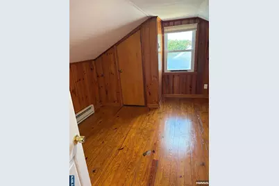 10 Carlisle Street, Bergenfield, NJ 07621 - Photo 12