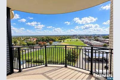 150 Overlook Avenue 8D #8D, Hackensack, NJ 07601 - Photo 12