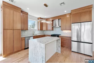 849 Pleasantview 2 #2, Ridgefield, NJ 07657 - Photo 6