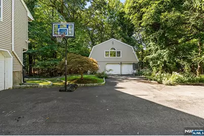 61 Charles Street, Allendale, NJ 07401 - Photo 26