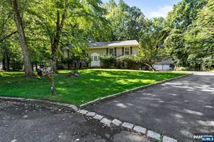 61 Charles St, Allendale, NJ 07401 - Photo 1