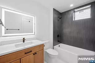 849 Pleasantview 1st Fl, Ridgefield, NJ 07657 - Photo 22