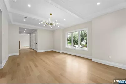 367 Johnson Avenue, Teaneck Township, NJ 07666 - Photo 8