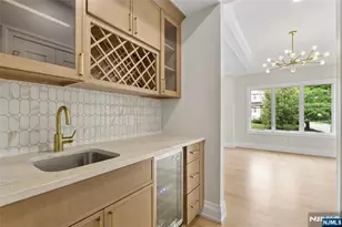 367 Johnson Ave, Teaneck Township, NJ 07666 - Photo 20