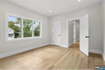367 Johnson Avenue, Teaneck Township, NJ 07666 - Photo 38