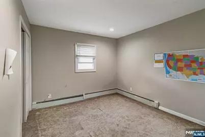 113 Willow Street, Elmwood Park, NJ 07407 - Photo 18