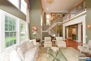 12 Sky View Dr, North Haledon, NJ 07508 - Photo 4